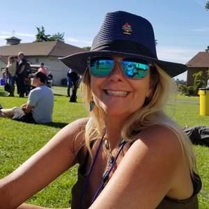 Meet your Posher, Sherry